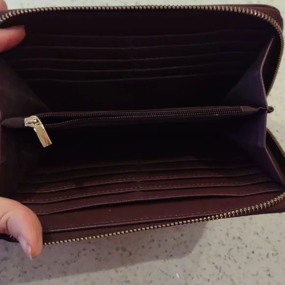 Beautiful purple wallet by Aldo 💜💜💜 - Picture 7 of 8